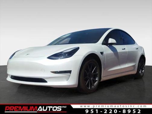 2022 Tesla Model 3 Standard Range