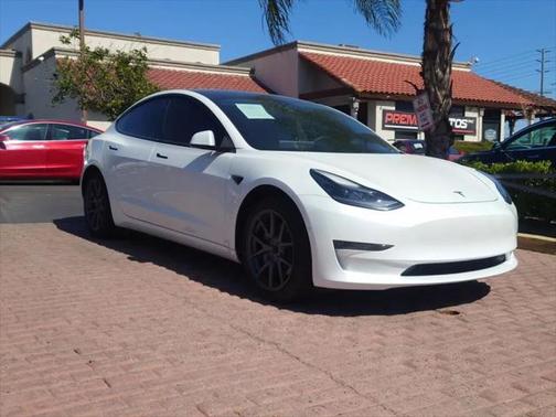 2022 Tesla Model 3 Standard Range