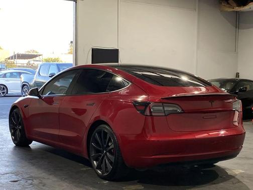 2020 Tesla Model 3 Performance