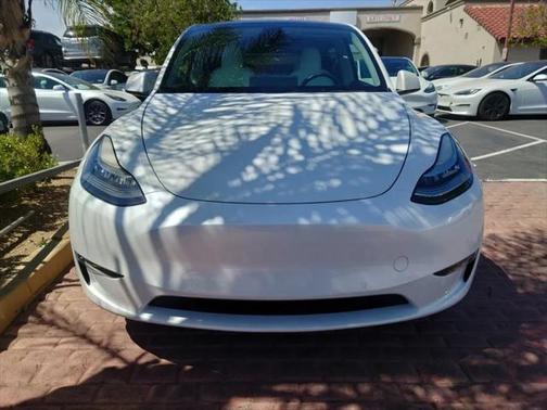 2022 Tesla Model Y Long Range