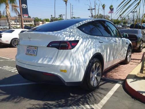 2022 Tesla Model Y Long Range