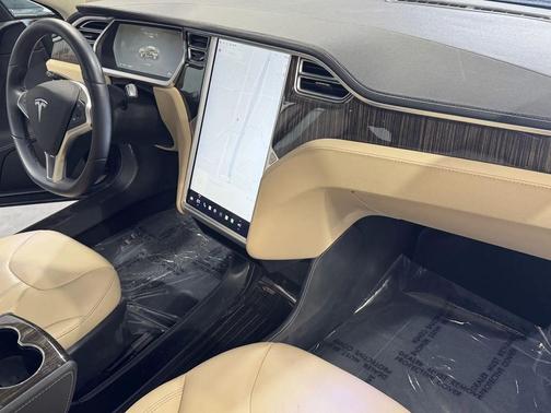 2013 Tesla Model S Performance