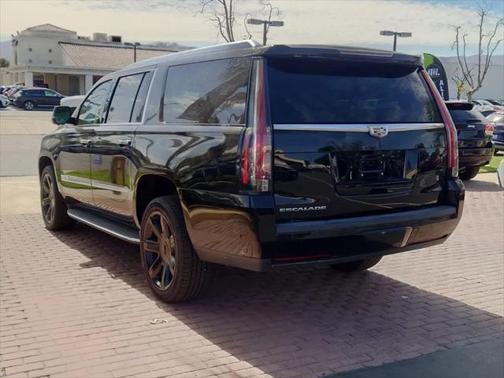 2020 Cadillac Escalade ESV Luxury