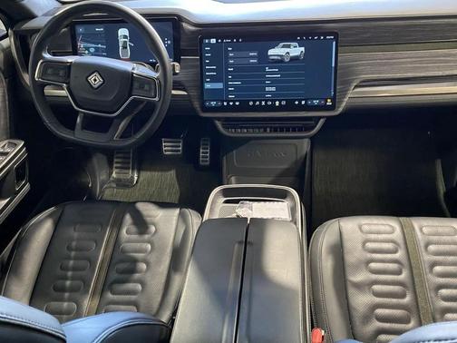 2022 Rivian R1T Adventure