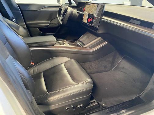 2021 Tesla Model S Plaid