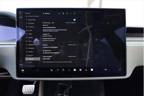 2022 Tesla Model S Base