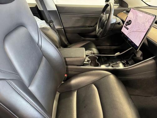 2018 Tesla Model 3 Standard