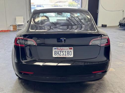 2018 Tesla Model 3 Standard