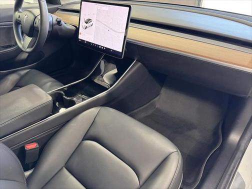 2019 Tesla Model 3 Standard Range