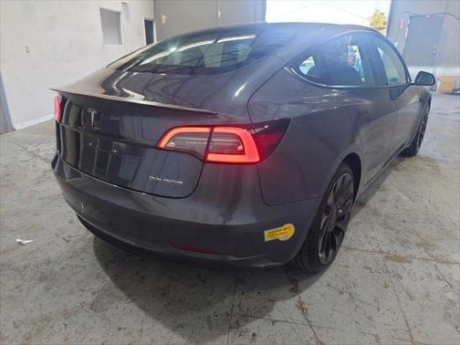 2022 Tesla Model 3 Performance