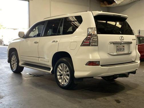 2019 Lexus GX 460 Base