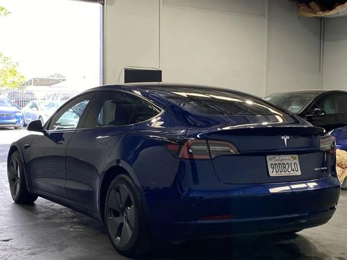 2022 Tesla Model 3 Long Range
