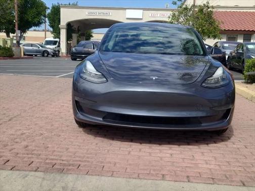 2020 Tesla Model 3 Standard Range