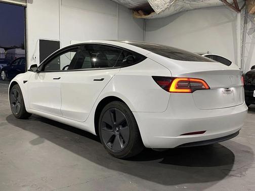 2023 Tesla Model 3 Standard Range