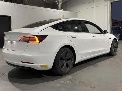 2023 Tesla Model 3 Standard Range