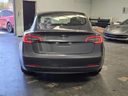 gray 2023 Tesla Model 3 Standard Range