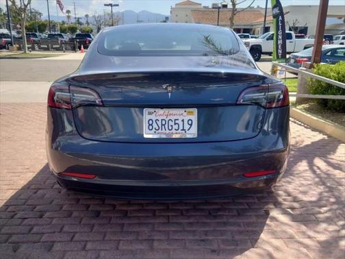 2020 Tesla Model 3 Standard Range