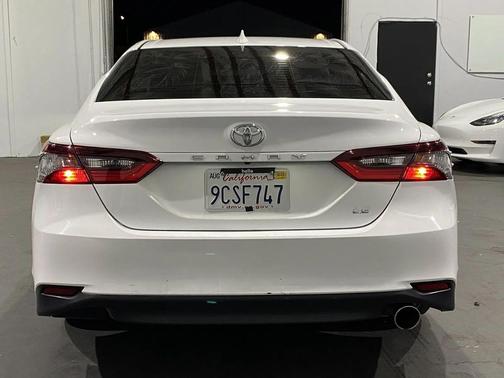 2022 Toyota Camry LE