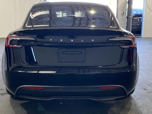 2024 Tesla Model 3 Standard Range