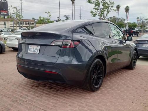 2020 Tesla Model Y Long Range