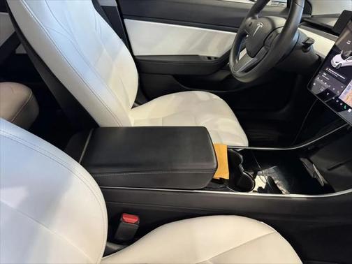 2019 Tesla Model 3 Standard Range
