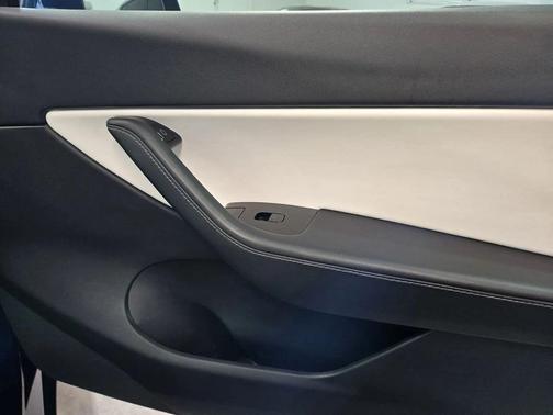 Deep Blue Metallic 2021 Tesla Model Y Long Range Dual Motor All-Wheel Drive