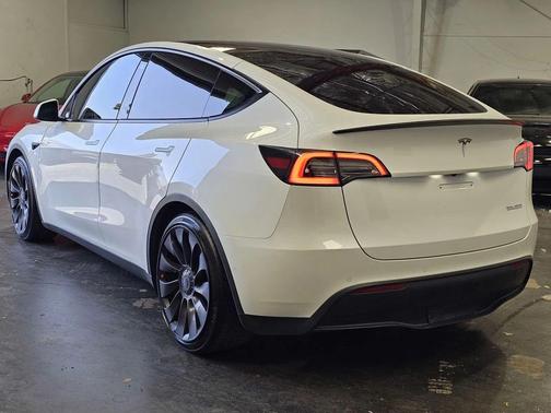 Pearl White Multi-Coat 2021 Tesla Model Y Performance Dual Motor All-Wheel Drive