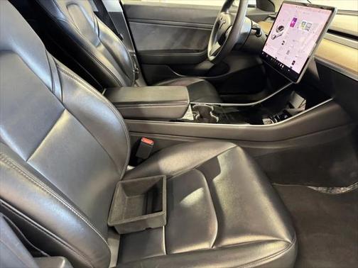 2020 Tesla Model 3 Standard Range