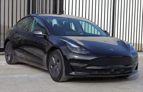 2022 Tesla Model 3 Standard Range