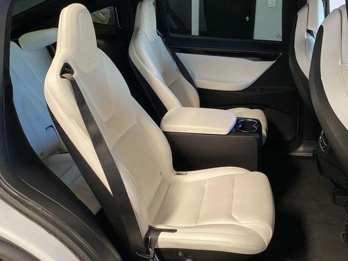 2017 Tesla Model X 90D