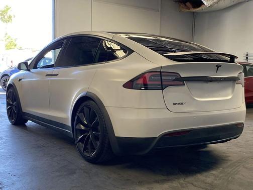 2017 Tesla Model X 90D