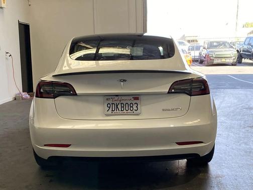 2023 Tesla Model 3 Performance