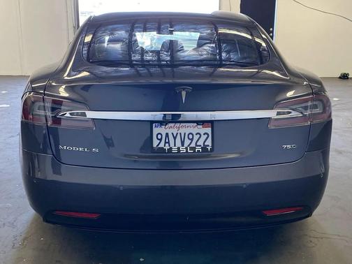 2018 Tesla Model S 75D