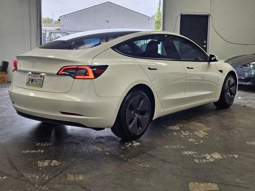 2023 Tesla Model 3 Standard Range