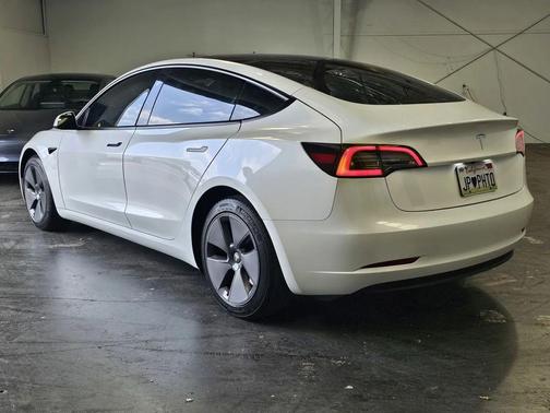 2023 Tesla Model 3 Standard Range