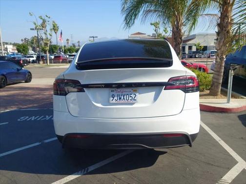 2023 Tesla Model X Standard Range
