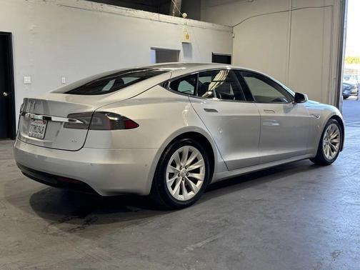 2016 Tesla Model S 75
