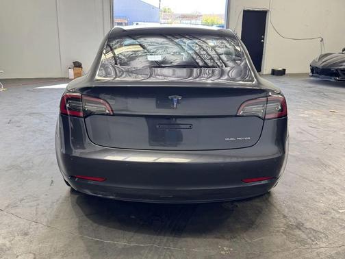 2018 Tesla Model 3 Standard