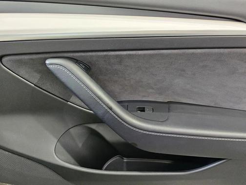 Solid Black 2023 Tesla Model 3 Standard Range