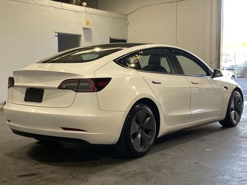 2023 Tesla Model 3 Standard Range