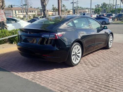 2022 Tesla Model 3 Standard Range