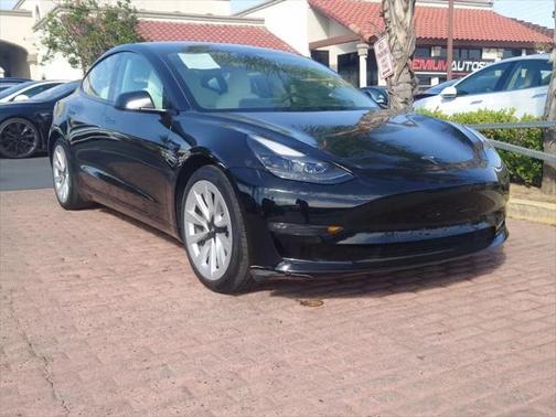 2022 Tesla Model 3 Standard Range