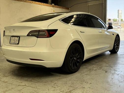 2020 Tesla Model 3 Standard Range