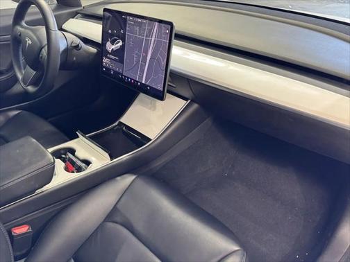 2020 Tesla Model 3 Standard Range