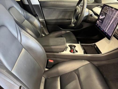 2020 Tesla Model 3 Standard Range