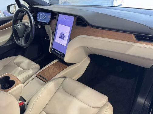 2021 Tesla Model X Long Range Plus Dual Motor All-Wheel Drive