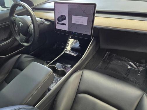 black 2020 Tesla Model 3 Standard Range Plus