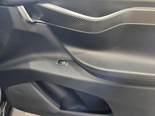 Midnight Silver Metallic 2017 Tesla Model X