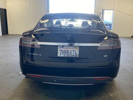 2014 Tesla Model S 85