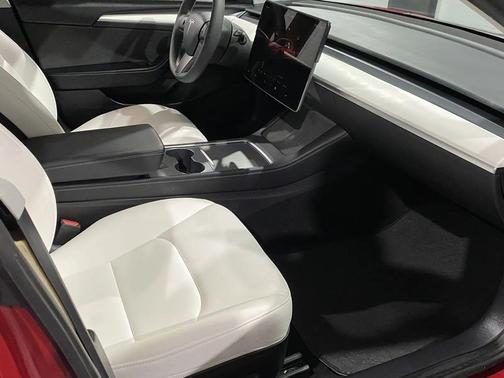 2022 Tesla Model 3 Standard Range
